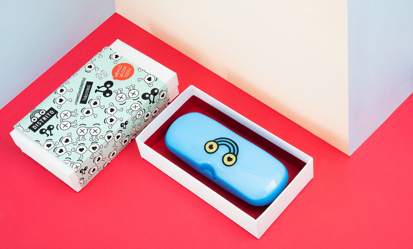 Distrito 時尚眼鏡品牌包裝營銷案例，時尚品牌設(shè)計，品牌營銷案例，深圳品牌設(shè)計，左右格局