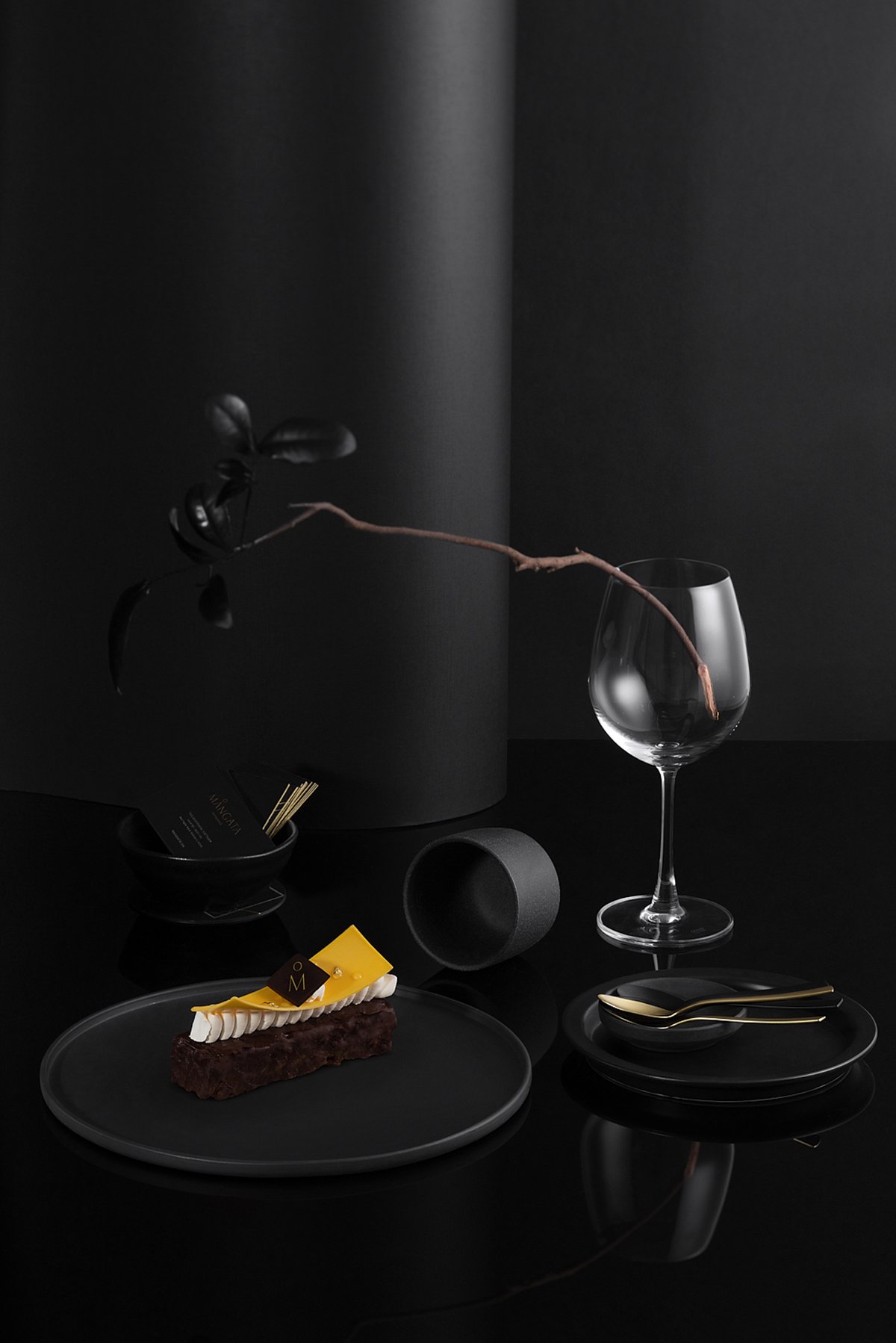 5組時尚餐飲（面包飲品）品牌品牌設(shè)計案例合集，時尚餐飲品牌設(shè)計，深圳品牌設(shè)計，左右格局