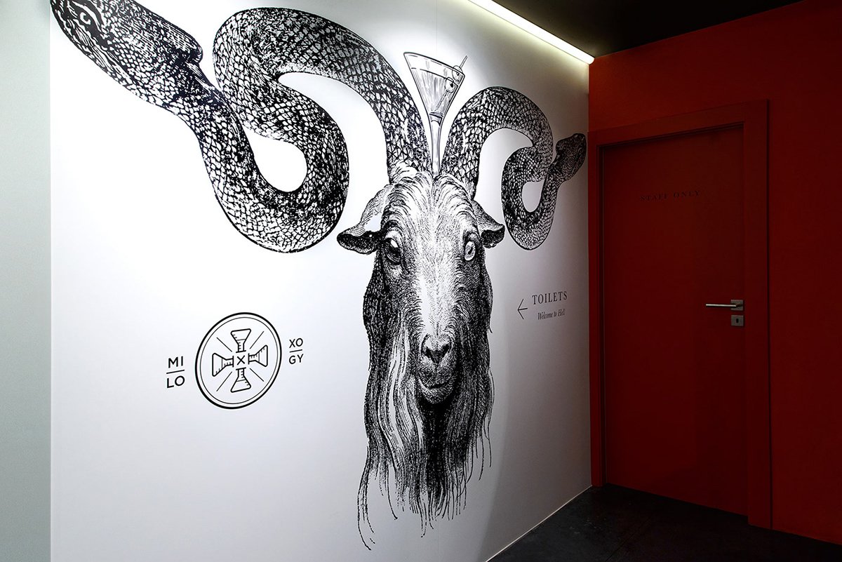 Alchemy Bar雞尾酒酒吧品牌設(shè)計(jì)欣賞,酒吧品牌設(shè)計(jì)，餐飲品牌設(shè)計(jì)，酒吧空間設(shè)計(jì)，酒吧品牌策劃，酒吧品牌全案策劃，餐飲品牌策劃，深圳品牌設(shè)計(jì)，深圳品牌策劃，深圳品牌全案策劃，深圳品牌形象塑造，深圳包裝設(shè)計(jì)，深圳空間設(shè)計(jì)，左右格局
