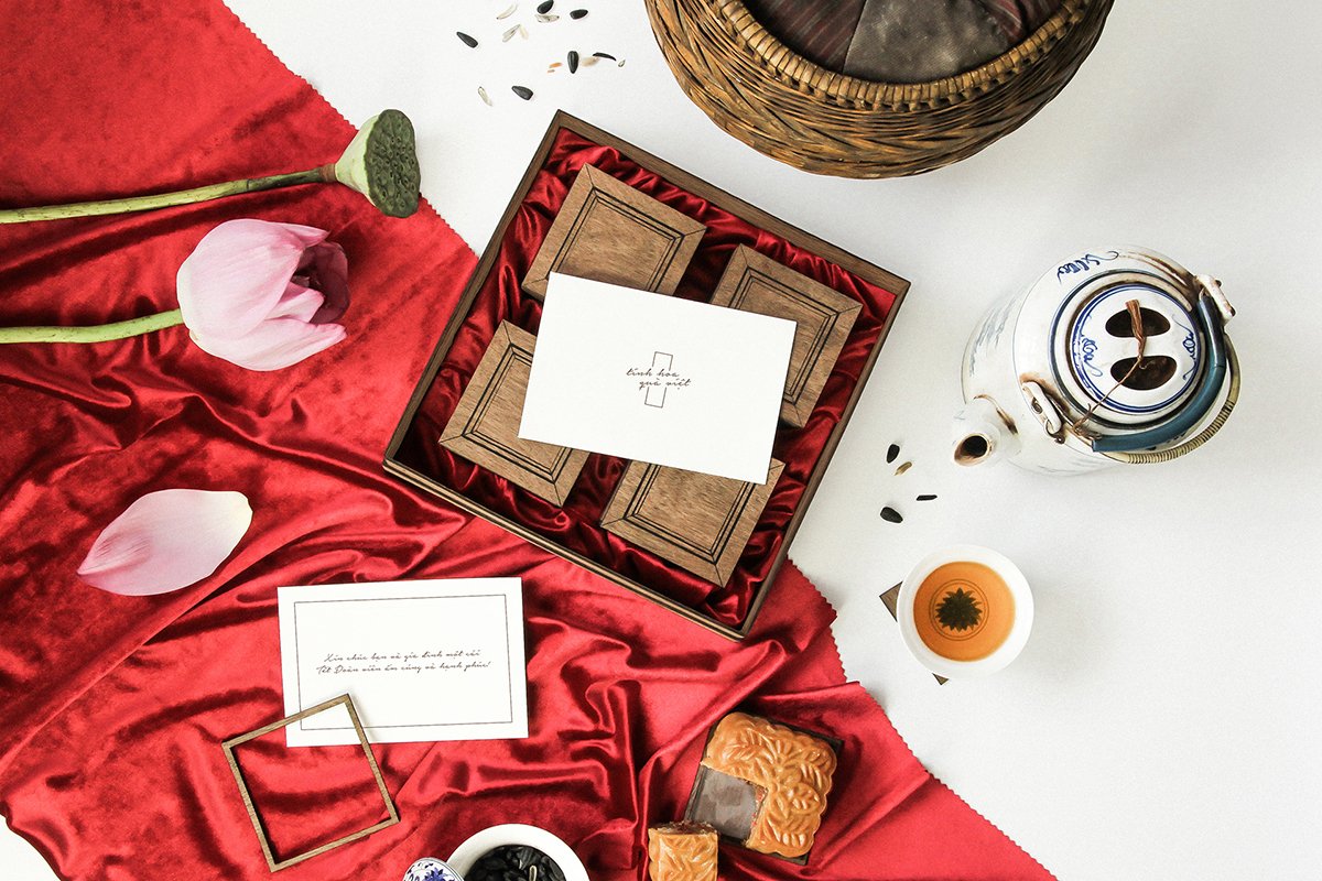 高端月餅品牌包裝設(shè)計(jì)案例，品牌設(shè)計(jì)，品牌包裝設(shè)計(jì)，高端品牌設(shè)計(jì)，月餅包裝設(shè)計(jì)，月餅品牌包裝案例，深圳品牌設(shè)計(jì)，左右格局