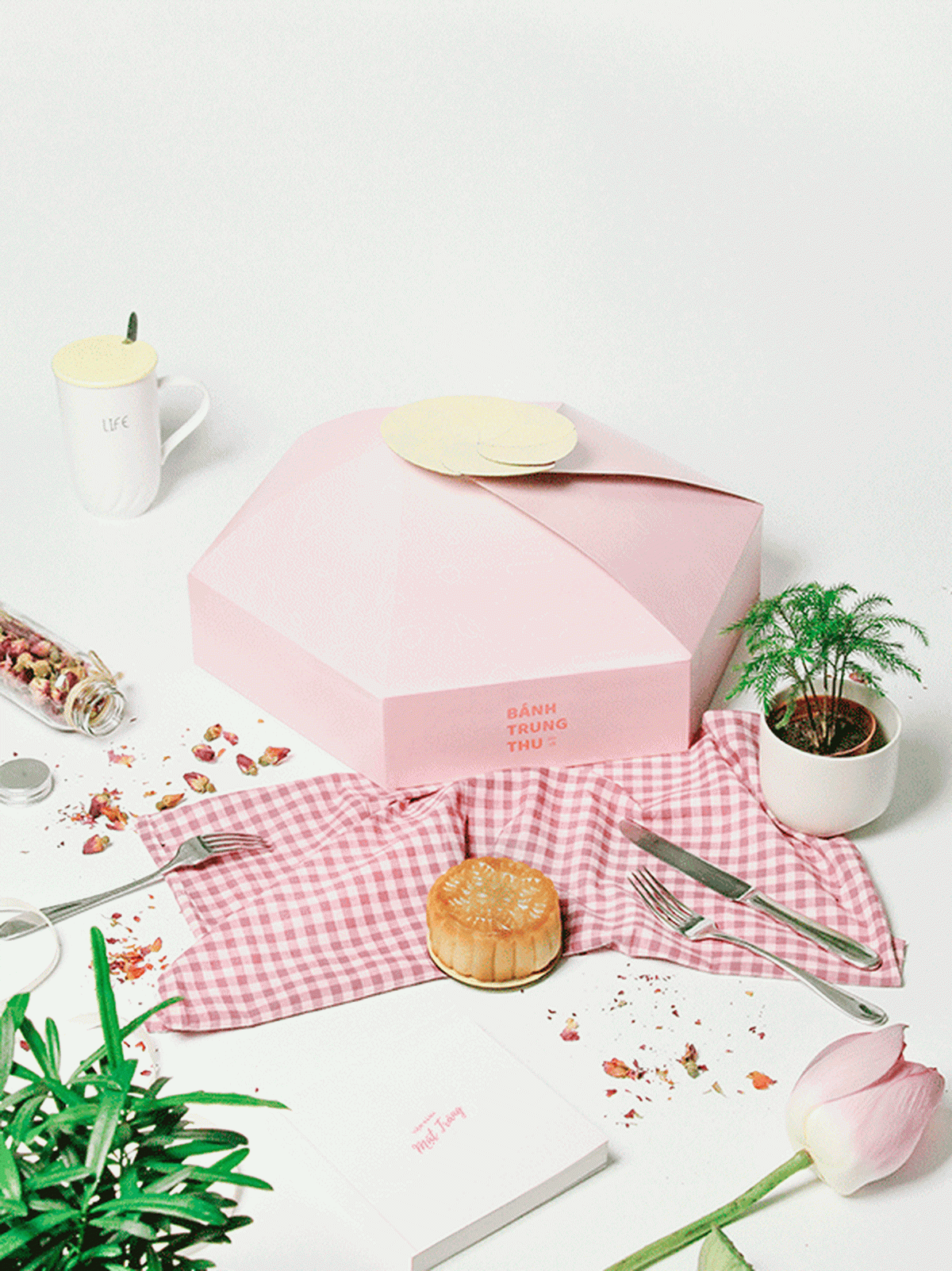 月餅（食品）品牌包裝設(shè)計(jì)欣賞，品牌設(shè)計(jì)，品牌包裝設(shè)計(jì)，月餅包裝設(shè)計(jì)，食品包裝設(shè)計(jì)，食品品牌設(shè)計(jì)，深圳品牌設(shè)計(jì)，左右格局