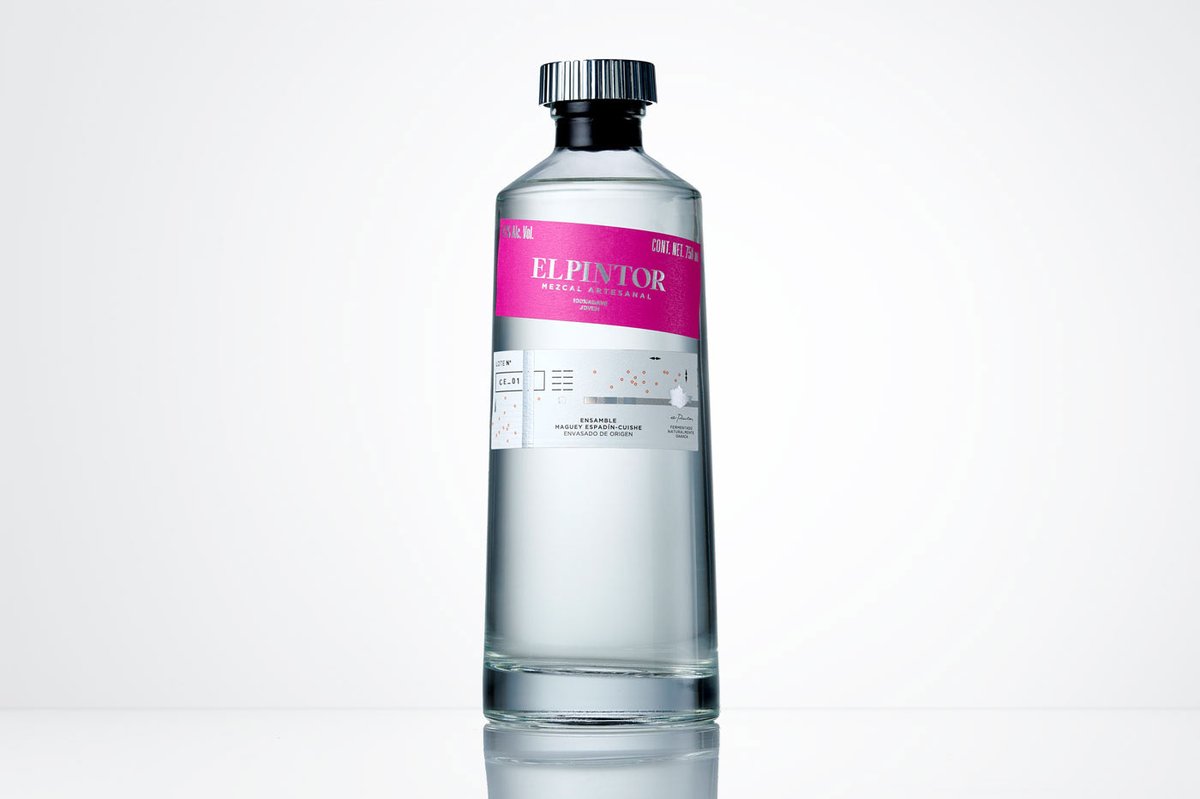 奢華龍舌蘭酒品牌設(shè)計和酒品牌包裝設(shè)計包含哪些內(nèi)容,品牌設(shè)計，品牌形象設(shè)計，酒品牌設(shè)計，品牌包裝設(shè)計，酒包裝設(shè)計，深圳品牌設(shè)計，左右格局