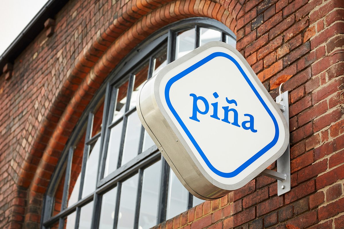 視覺識別在 piña 品牌設(shè)計的應(yīng)用——酒吧與餐廳形象的融合，品牌設(shè)計，酒吧品牌設(shè)計，品牌形象設(shè)計，企業(yè)品牌營銷，深圳品牌策劃，深圳品牌設(shè)計，左右格局