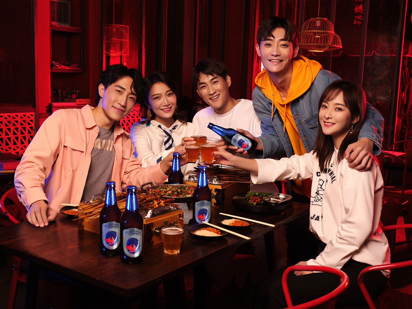 左右格局：平均每3天開出1家酒館——海倫司品牌升級做對了什么？